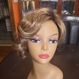 Rene Of Paris Vee In Macadamia Rooted